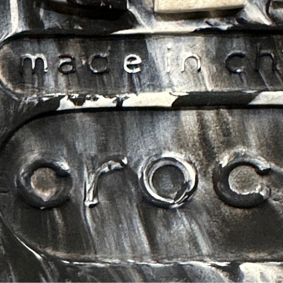 CROCS Junior’s Classic Black and White Marbled Clogs with Straps Sz J4 - Picture 10 of 12